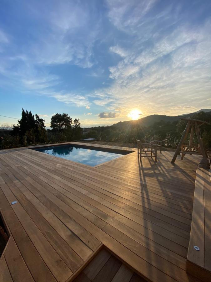 Villa De Charme Avec Piscine A Ajaccio 阿拉塔 外观 照片