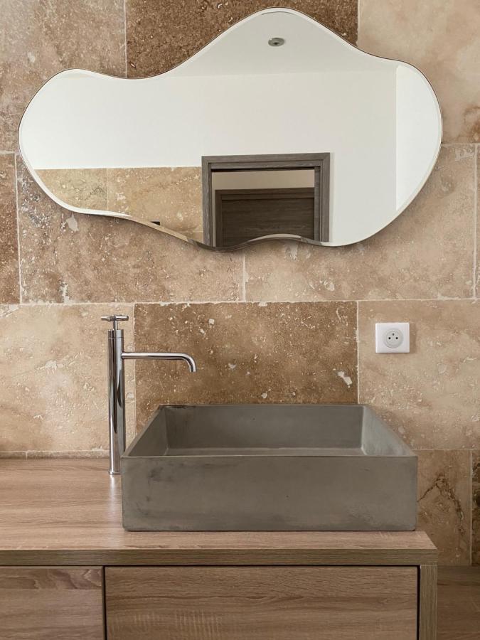 Villa De Charme Avec Piscine A Ajaccio 阿拉塔 外观 照片