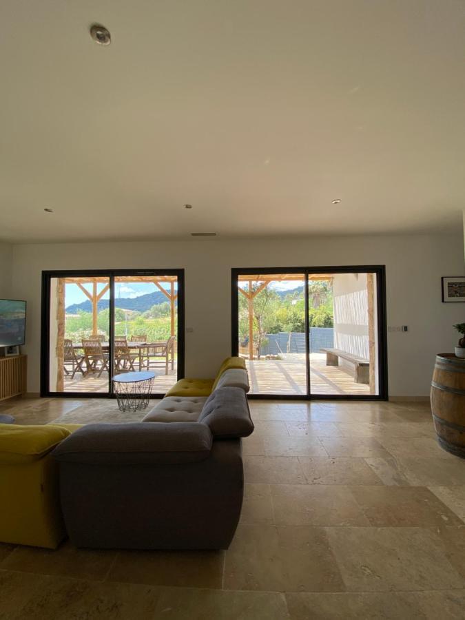 Villa De Charme Avec Piscine A Ajaccio 阿拉塔 外观 照片