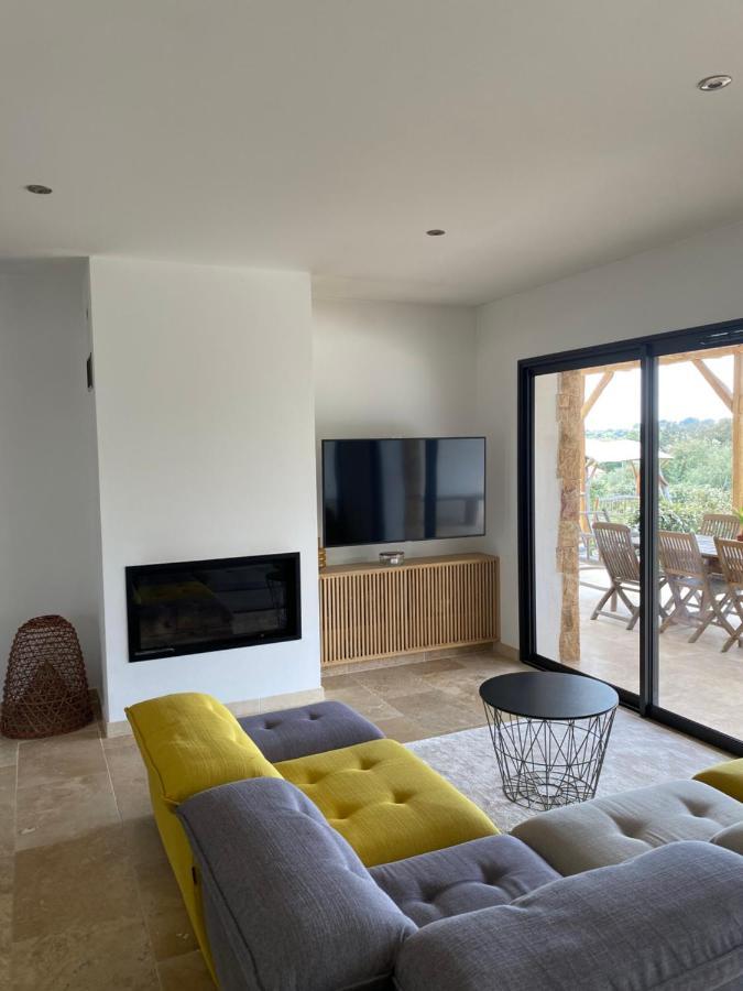 Villa De Charme Avec Piscine A Ajaccio 阿拉塔 外观 照片