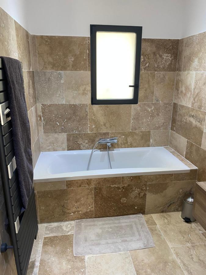 Villa De Charme Avec Piscine A Ajaccio 阿拉塔 外观 照片